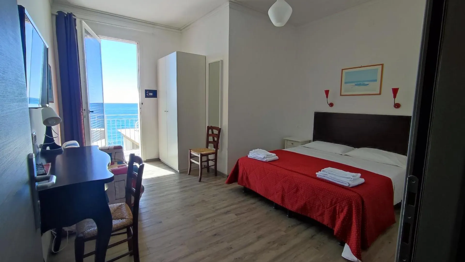 Hotel Tirreno Alassio