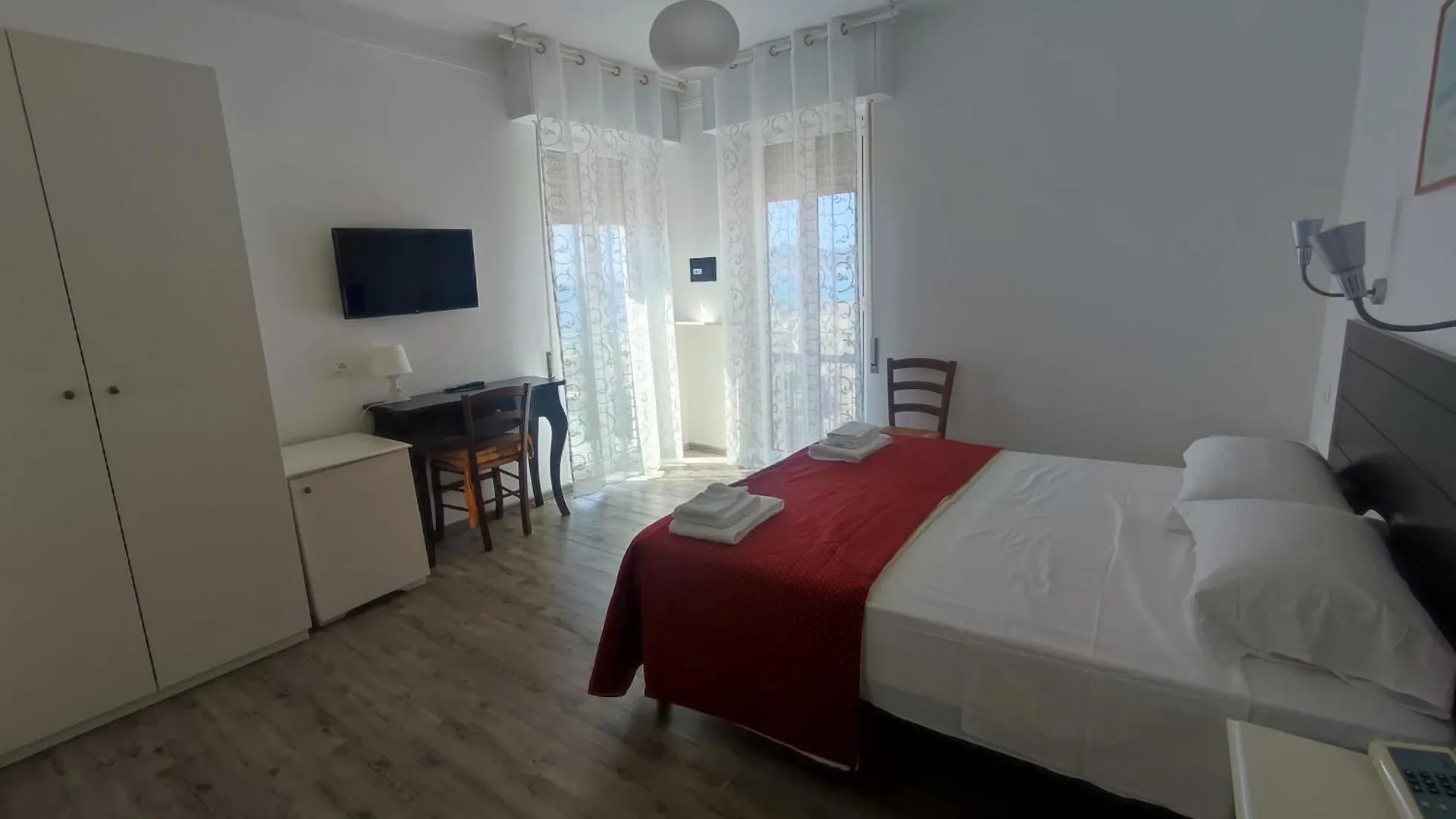 Hotel Tirreno Alassio