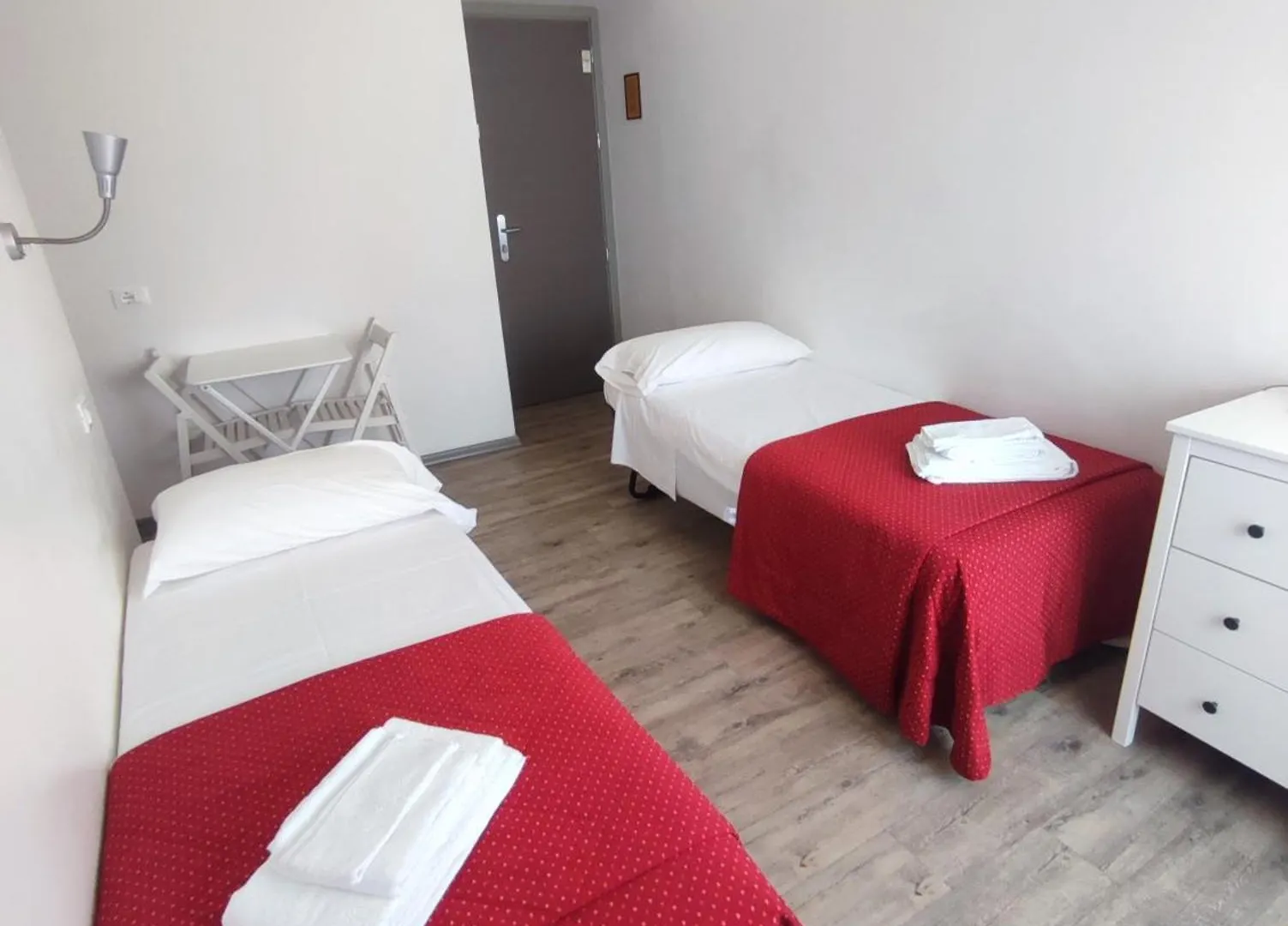 Hotel Tirreno Alassio 0*,  Italy